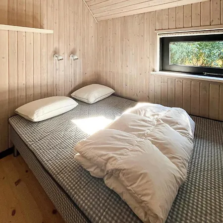 2 Bedroom Awesome In Vakantiehuis